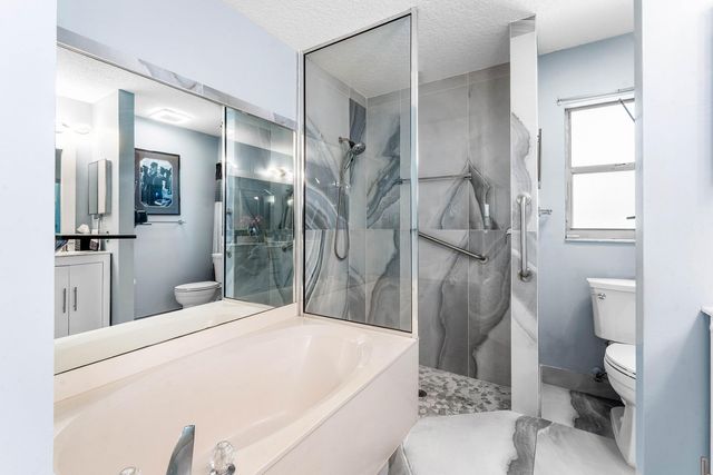 3007 Casa Rio Court, Palm Beach Gardens, FL 33418
