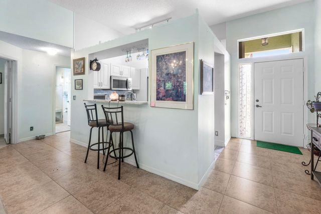 3007 Casa Rio Court, Palm Beach Gardens, FL 33418