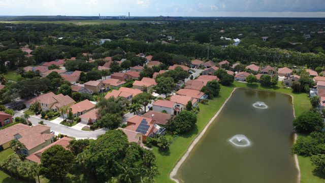 3007 Casa Rio Court, Palm Beach Gardens, FL 33418