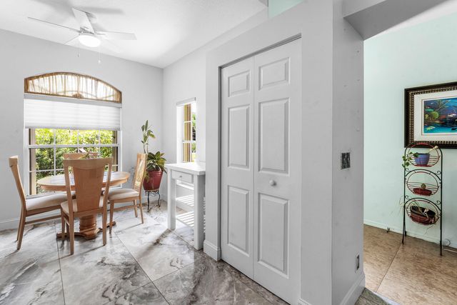 3007 Casa Rio Court, Palm Beach Gardens, FL 33418