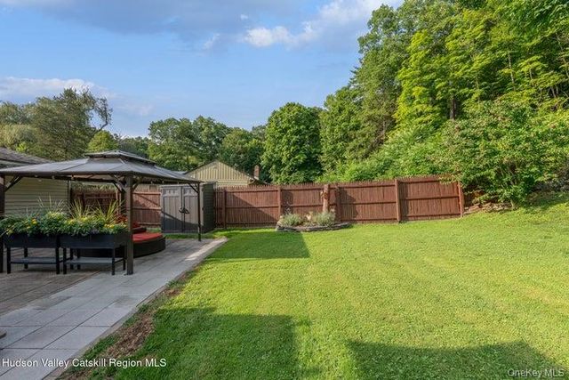 618 Old Stage Road, Saugerties, NY 12477
