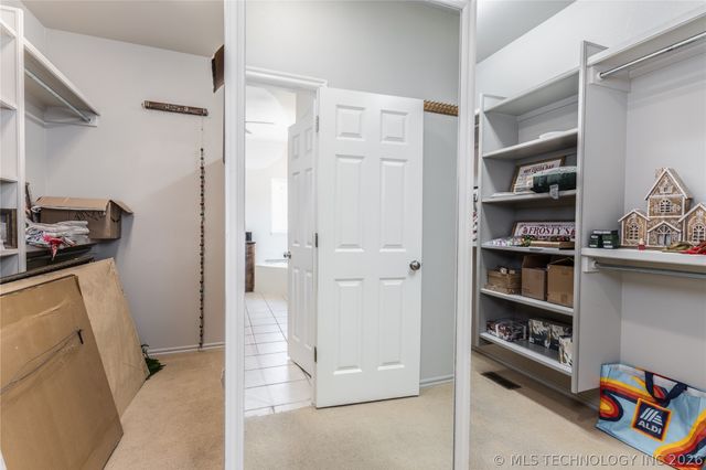 8303 S 69th East Avenue, Tulsa, OK 74133