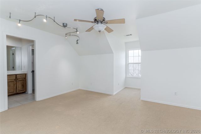 8303 S 69th East Avenue, Tulsa, OK 74133