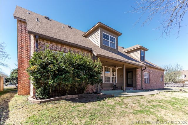 8303 S 69th East Avenue, Tulsa, OK 74133