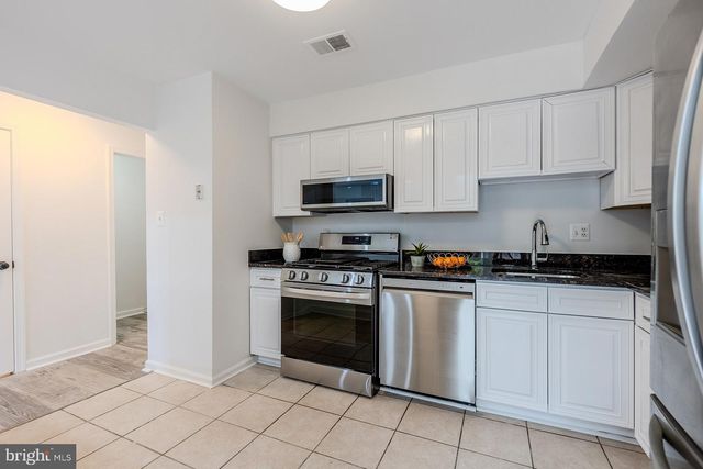 11924 TRAVISTOCK CT, Reston, VA 20191
