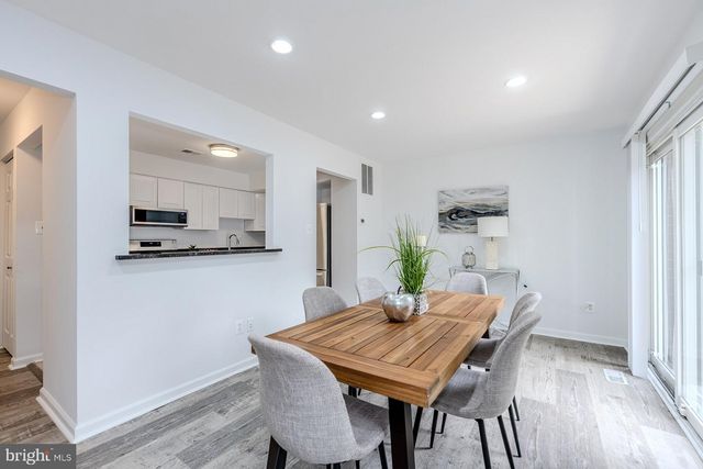 11924 TRAVISTOCK CT, Reston, VA 20191