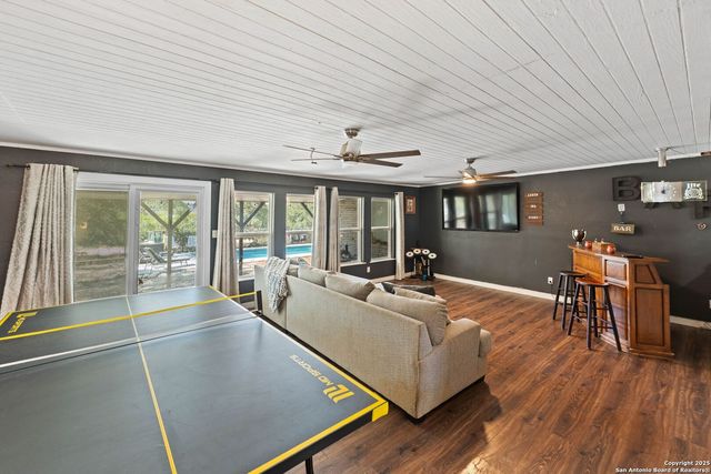 1220 Inspiring View, Canyon Lake, TX 78133
