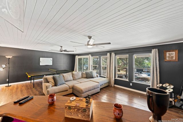1220 Inspiring View, Canyon Lake, TX 78133