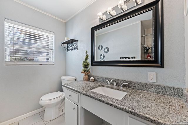 1220 Inspiring View, Canyon Lake, TX 78133