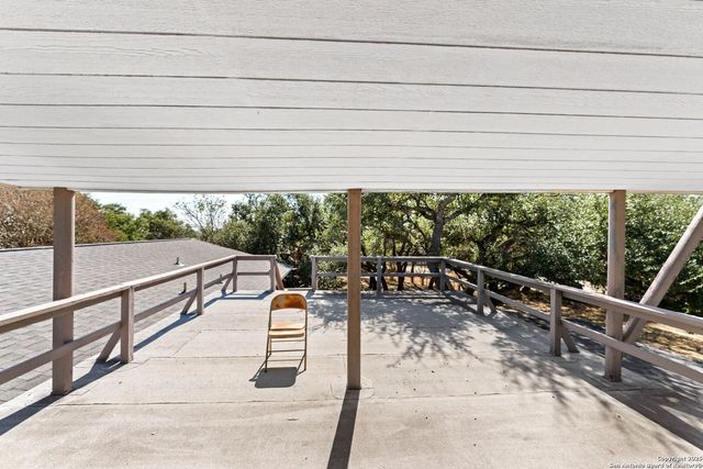 1220 Inspiring View, Canyon Lake, TX 78133