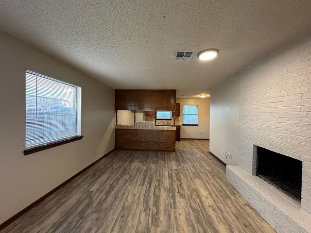 517 Peppertree Lane, Midwest City, OK 73110