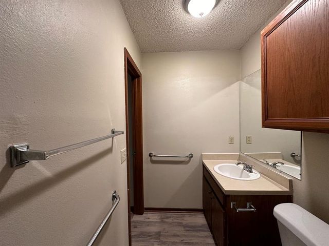 517 Peppertree Lane, Midwest City, OK 73110