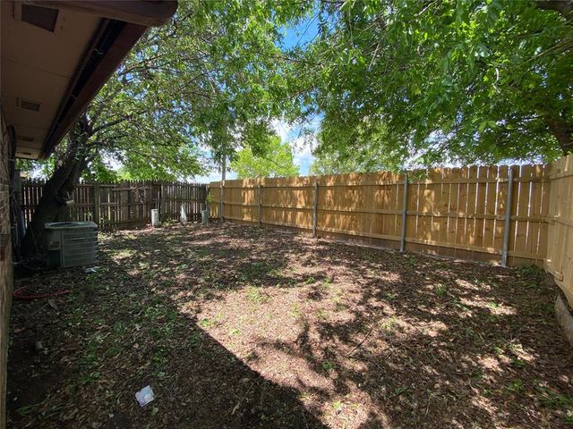517 Peppertree Lane, Midwest City, OK 73110