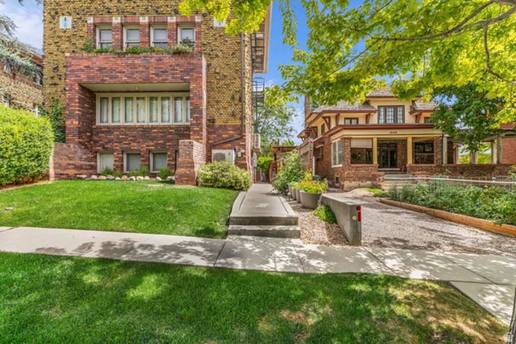 86 N B #8, Salt Lake City, UT 84103 — photo 5