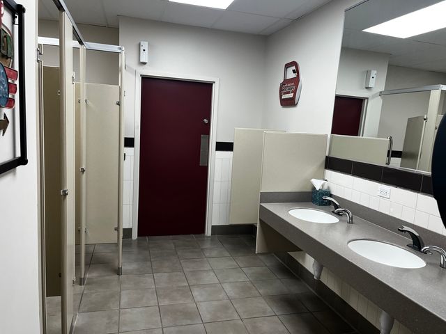 3005 Tollview Drive, Rolling Meadows, IL 60008