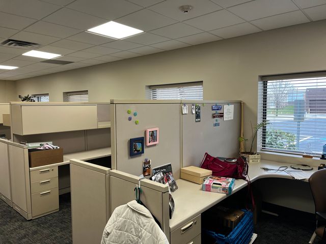 3005 Tollview Drive, Rolling Meadows, IL 60008