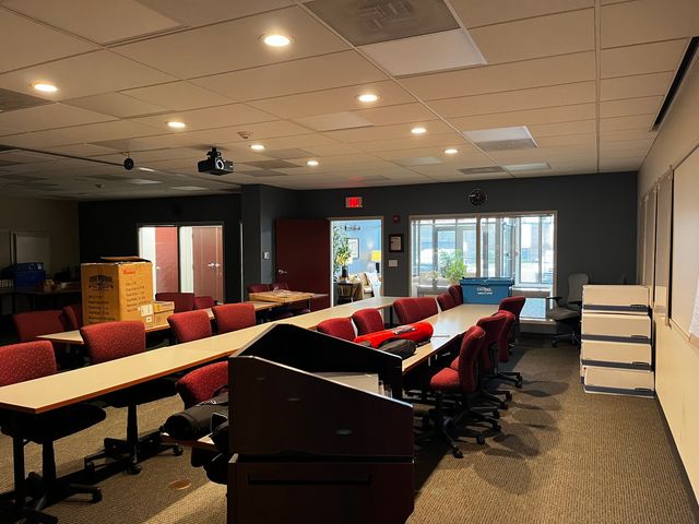 3005 Tollview Drive, Rolling Meadows, IL 60008