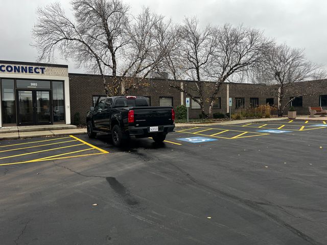 3005 Tollview Drive, Rolling Meadows, IL 60008