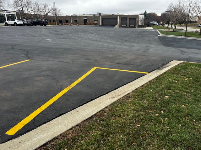 3005 Tollview Drive, Rolling Meadows, IL 60008