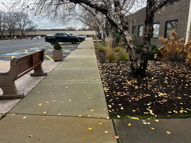 3005 Tollview Drive, Rolling Meadows, IL 60008