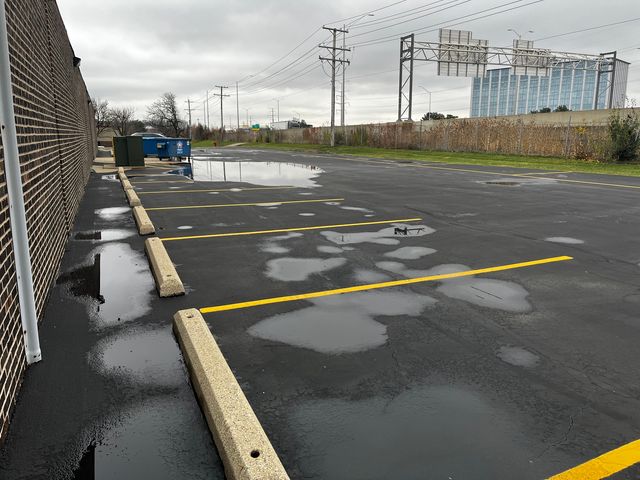 3005 Tollview Drive, Rolling Meadows, IL 60008