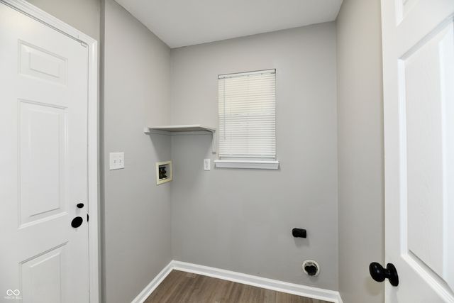 1130 Threshing Court, Indianapolis, IN 46229