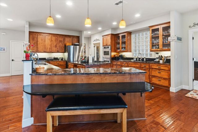 576 Chimney Hill Ct, Angels Camp, CA 95222