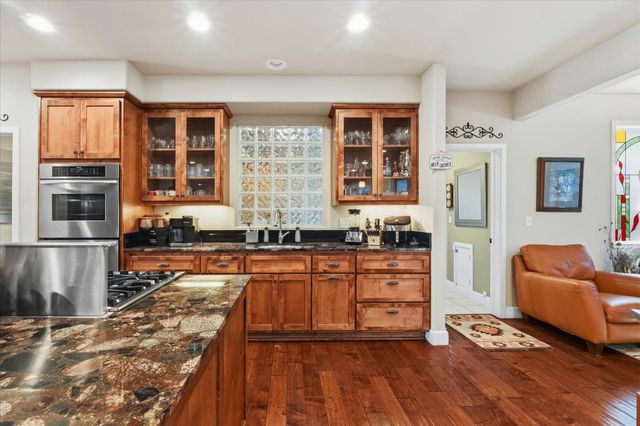 576 Chimney Hill Ct, Angels Camp, CA 95222