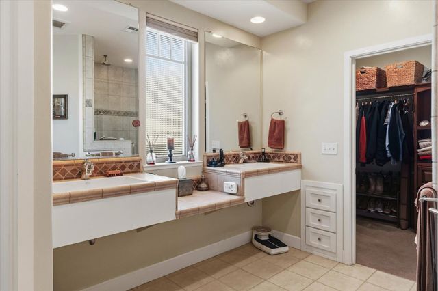 576 Chimney Hill Ct, Angels Camp, CA 95222