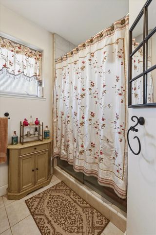 576 Chimney Hill Ct, Angels Camp, CA 95222