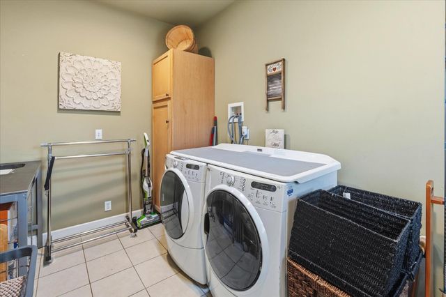 576 Chimney Hill Ct, Angels Camp, CA 95222