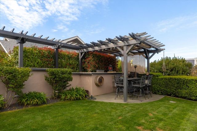 576 Chimney Hill Ct, Angels Camp, CA 95222