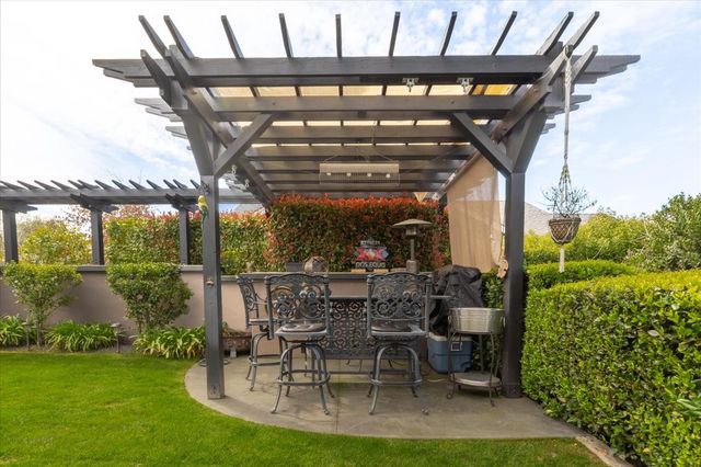 576 Chimney Hill Ct, Angels Camp, CA 95222