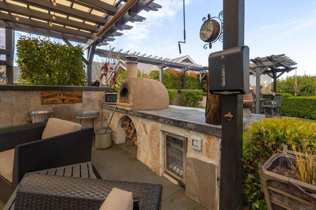 576 Chimney Hill Ct, Angels Camp, CA 95222