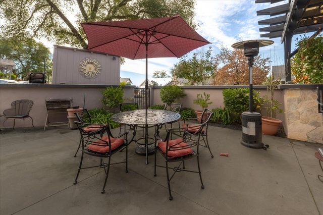 576 Chimney Hill Ct, Angels Camp, CA 95222