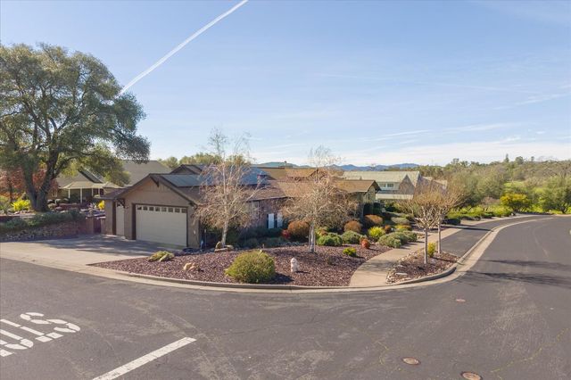 576 Chimney Hill Ct, Angels Camp, CA 95222