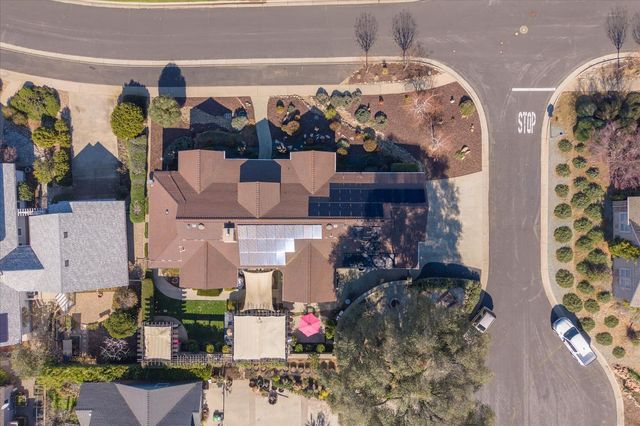 576 Chimney Hill Ct, Angels Camp, CA 95222