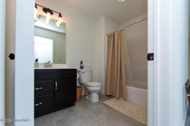 6 Hunter Court, Milton, NY 12020