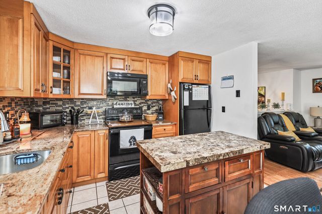 21 Lancaster Street, Watertown, CT 06779