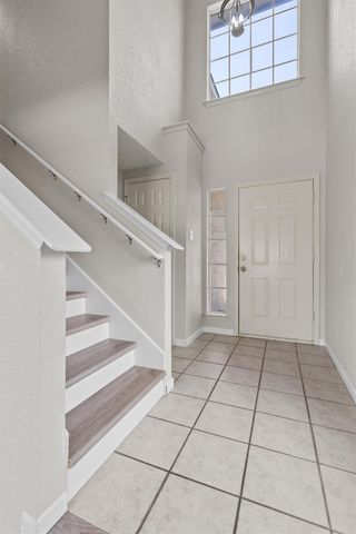 3515 Rock Shelf LN, Round Rock, TX 78681