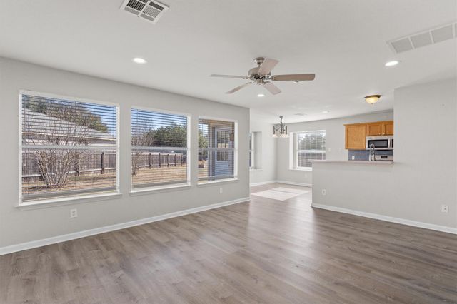 3515 Rock Shelf LN, Round Rock, TX 78681