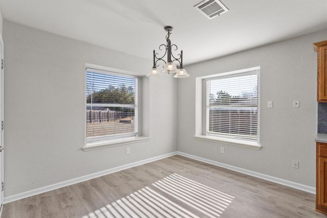 3515 Rock Shelf LN, Round Rock, TX 78681