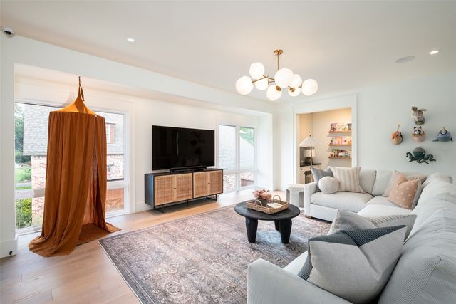 6114 Tulip Lane, Dallas, TX 75230