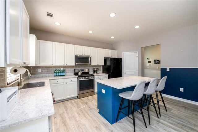 6301 Pierless Avenue, Sugar Hill, GA 30518