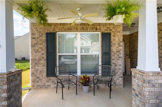 6301 Pierless Avenue, Sugar Hill, GA 30518