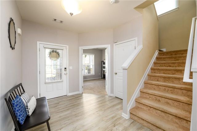 6301 Pierless Avenue, Sugar Hill, GA 30518