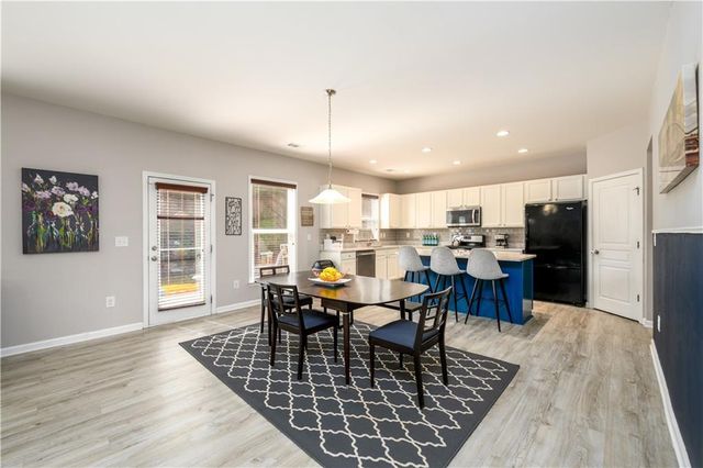 6301 Pierless Avenue, Sugar Hill, GA 30518