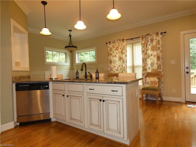 357 Willow Ridge Lane, Winston-salem, NC 27127