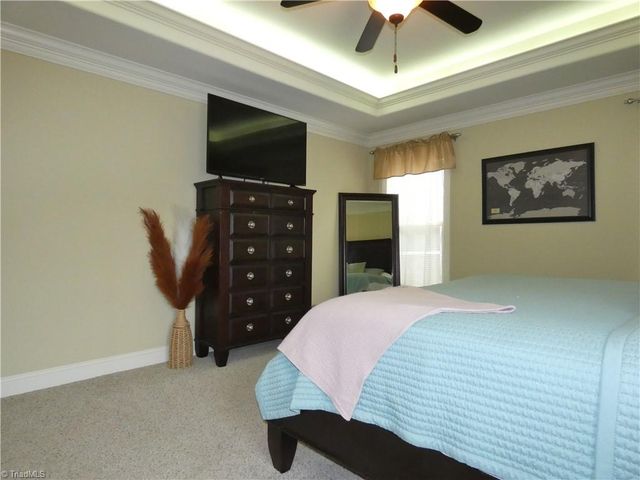 357 Willow Ridge Lane, Winston-salem, NC 27127