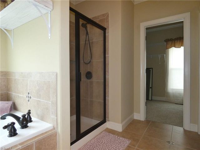 357 Willow Ridge Lane, Winston-salem, NC 27127
